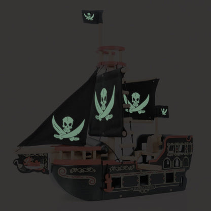 Barbarossa Pirate Ship & Characters